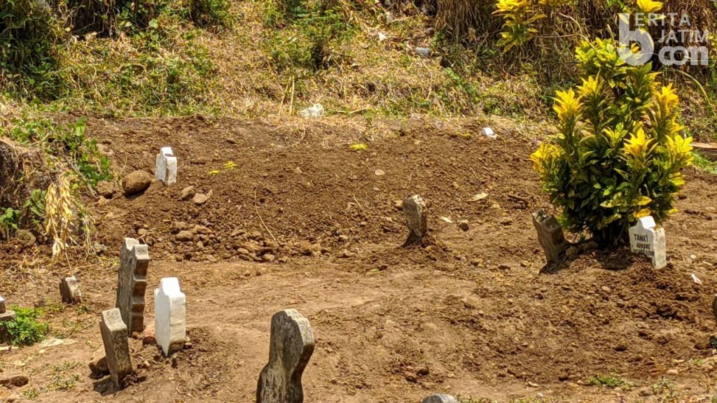 Keluarga Sering Mimpi Aneh, Makam Jenazah SOP Covid pun Dibongkar