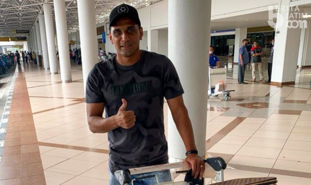Bruno Lopes Suksesor Oti Essigba di Madura United