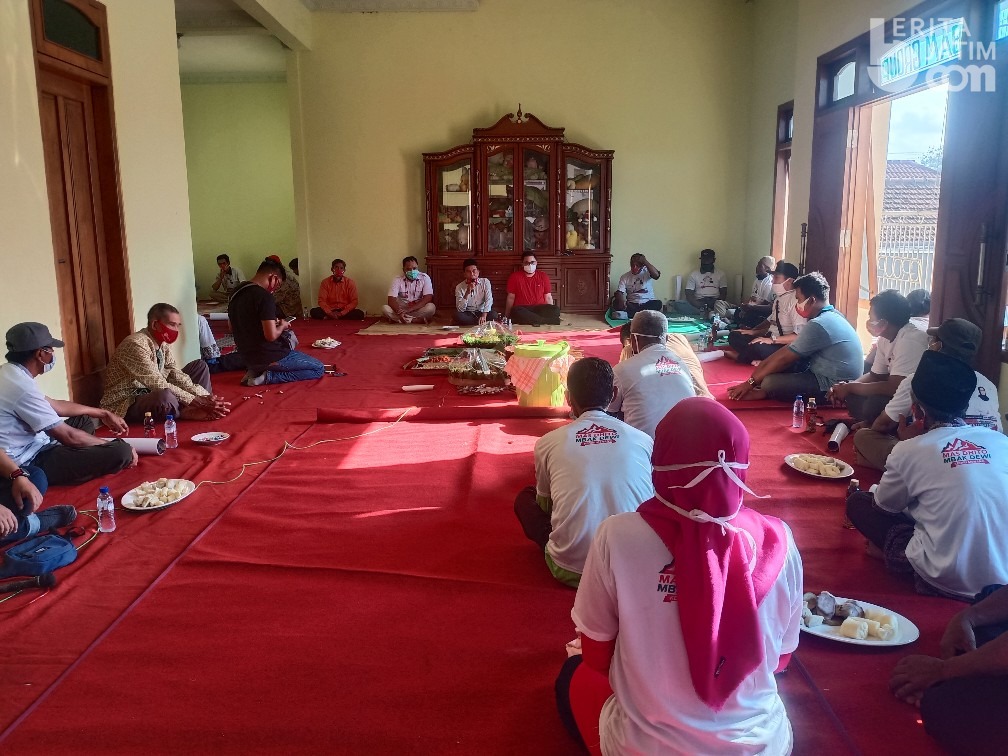 Hanindhito Pramono Disambati Petani Sayur