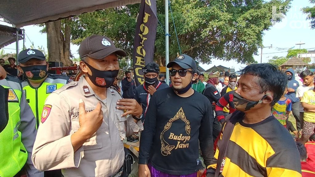 Pentas Jaranan di Sendang Tirto Kamandanu Kediri Dibubarkan Polisi