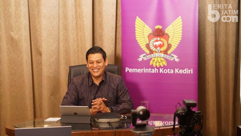 Walikota Kediri Bagikan Tips Bijak Gunakan Media Sosial