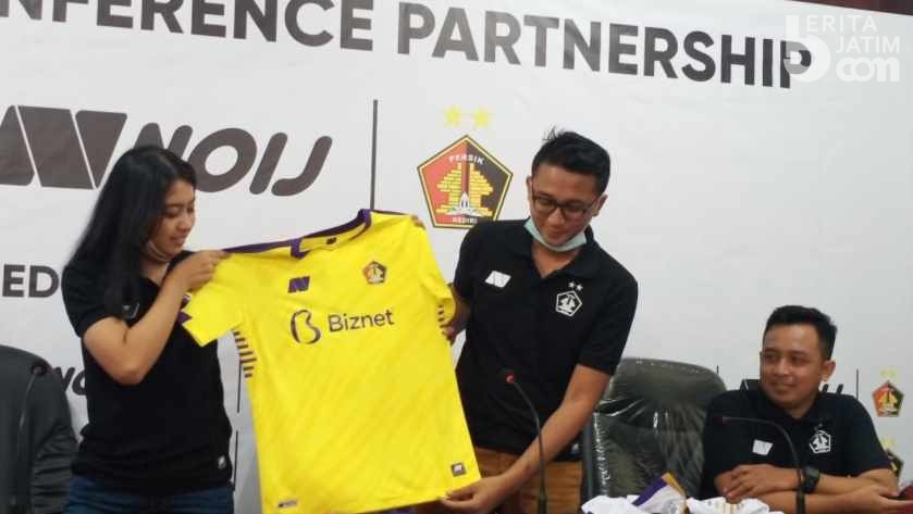 Persik Kediri Luncurkan Jersey Baru Liga 1 2020