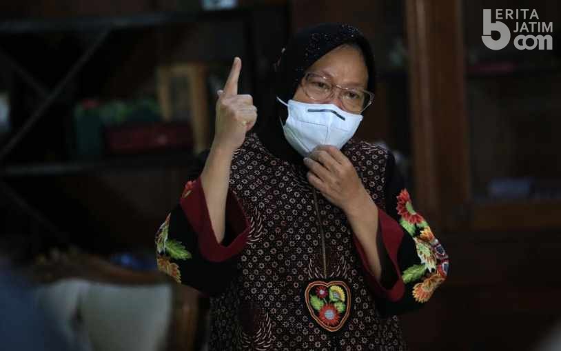 Momen Saat Risma Jadi Guru Bagi Siswa SD-SMP
