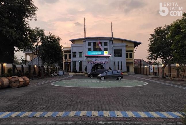 Terima Tamu, Ternyata Tamunya Positif Covid-19, Akhirnya 5 Pegawai di Ponorogo Tertular