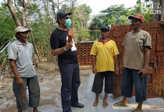 Ini Solusi yang Ditawarkan Ipong Saat Disambati Pengrajin Batu Bata Merah