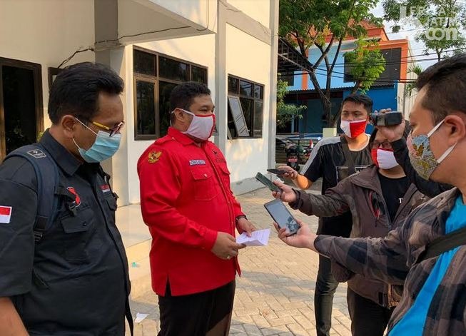 KPU Surabaya Belum Cetak APK, Tim Eri-Armuji Keberatan Sikap Bawaslu