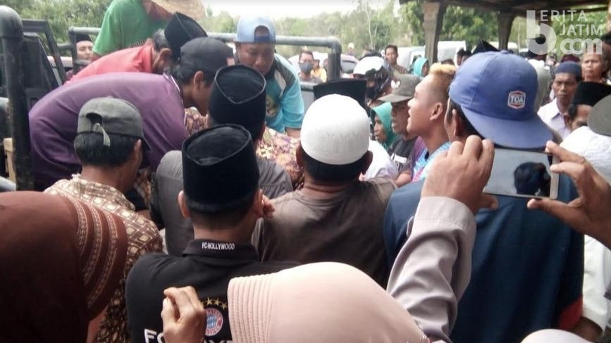 Hindari Lubang, Kepala Pengendara Motor Terbentur Aspal, Meninggal