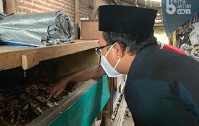 Di Depan Peternak Jangkrik, Gus Muhdlor Beberkan Program 20.000 UMKM Naik Kelas
