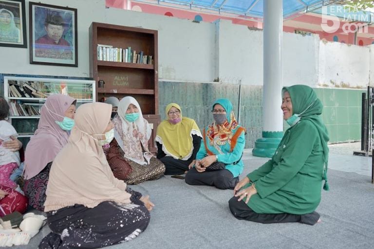 Nyai Lathifah Ingin Ada Insentif Tambahan Bagi Guru Ngaji se Kabupaten Malang