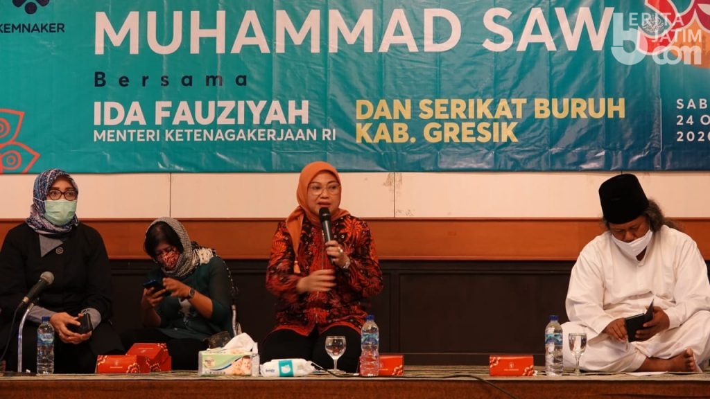 Menaker Cangkruk Gayeng Bersama Buruh Gresik