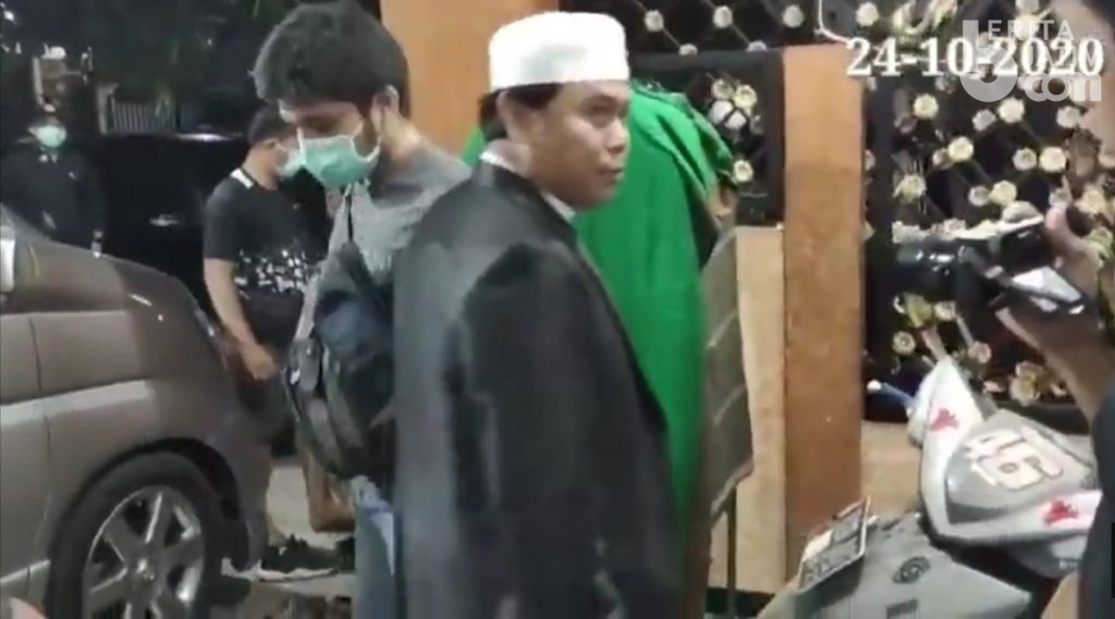 Saat Ditangkap Bareskrim Polri, Gus Nur Sedang Bekam