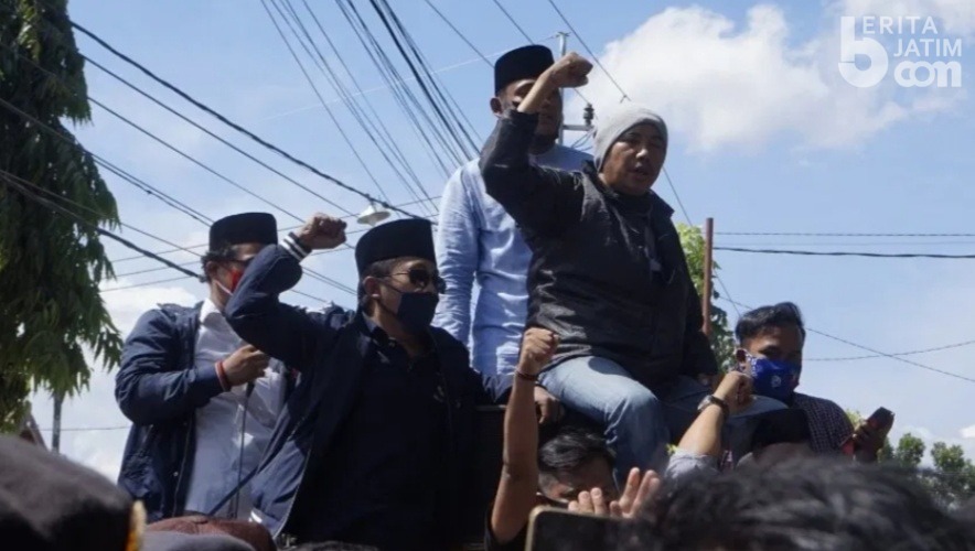 Kader NU Demo Polres Pamekasan