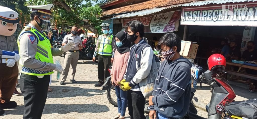 Terjaring Operasi Zebra, Pelanggar Dihukum Membaca Teks Sumpah Pemuda