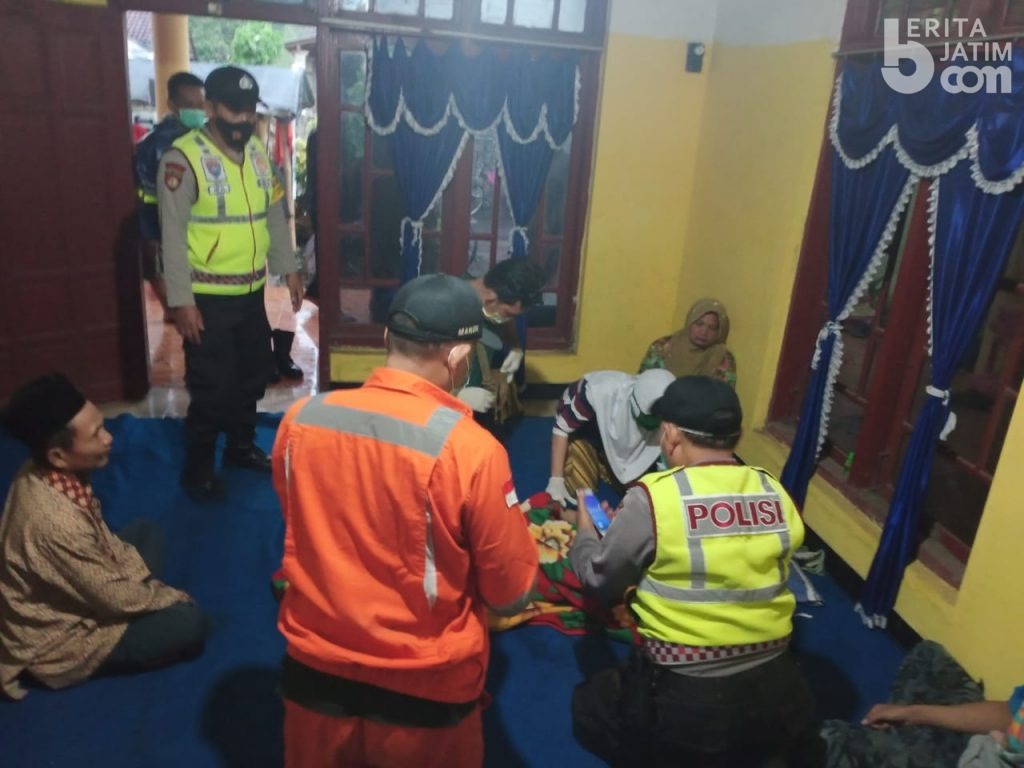 Suami Istri Saksikan Anaknya Tewas Tersambar Petir