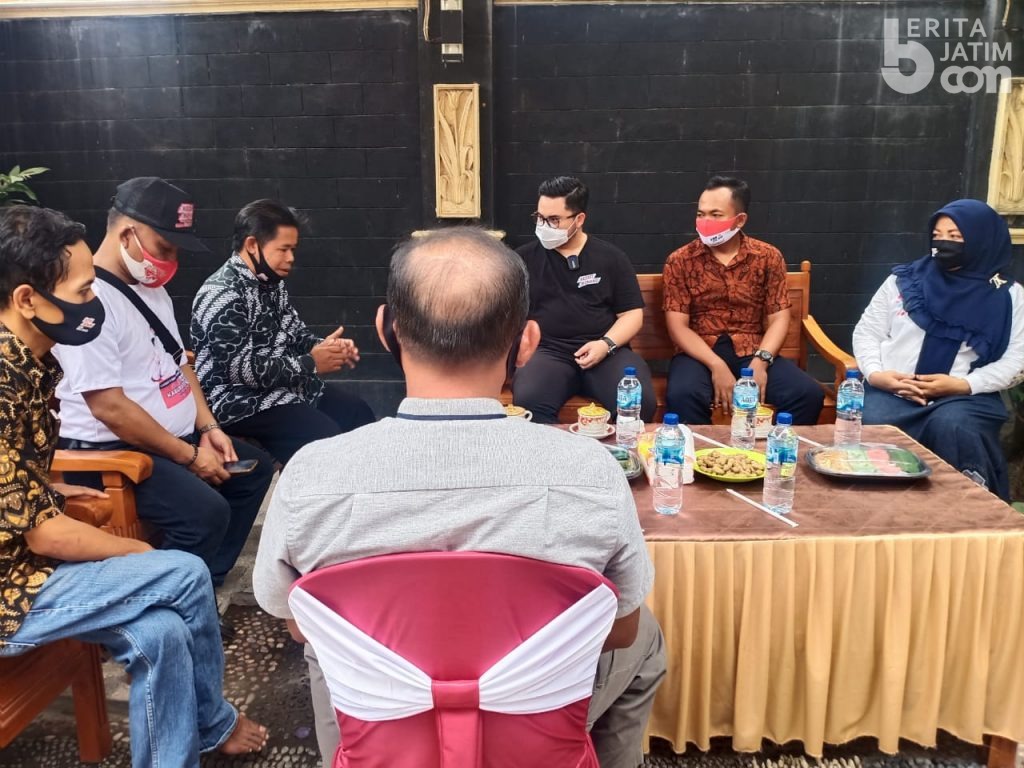 Hanindhito Pramono Kunjungi Home Industri Gorden Blawe