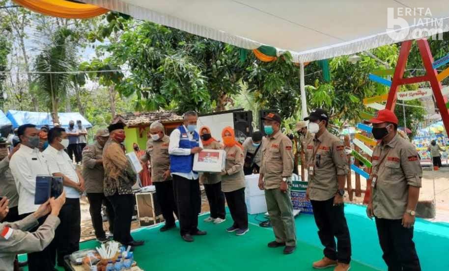 Gerakan Ayo Pakai Masker, Dinsos Jatim Distribusikan Bantuan Masker di Tuban