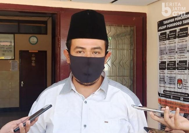 Bambang Sudah Serahkan SK Pemberhentian PNS ke KPU Ponorogo