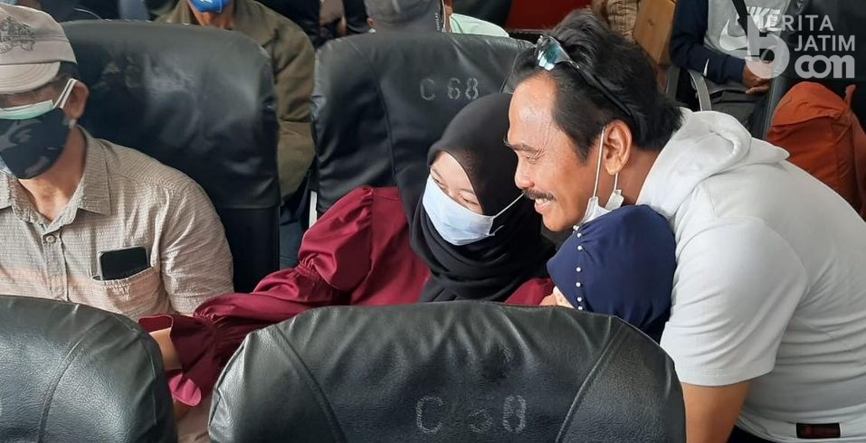 Qosim-Alif Sapa Warga Pulau Bawean