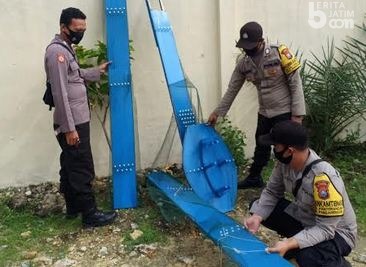Kerumunan Balap Kelereng Dibubarkan Polisi, Warga Kocar-kacir