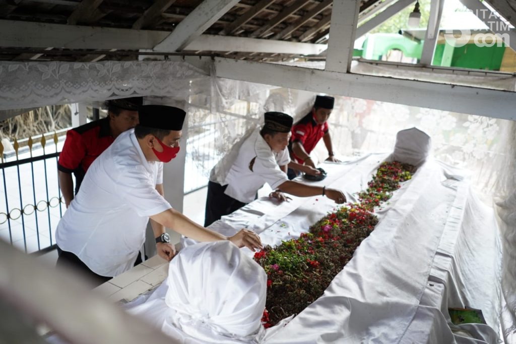 Kelana Ingin Ziarah ke Makam Jadi Tradisi Masyarakat Sidoarjo