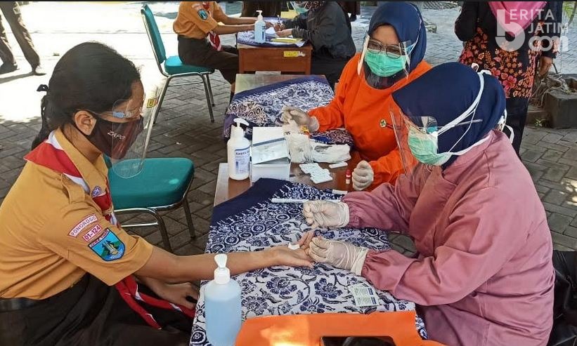 Satgas Covid Ponorogo Rapid Tes Acak pada Siswa SMP