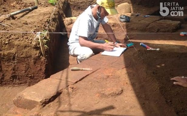Bata Kuno di Desa Langlang Diduga Sebelum Singosari dan Majapahit