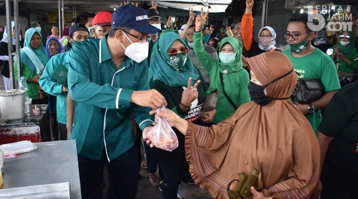Sampaikan Program ke Pedagang Pasar, Gus Muhdlor Juga Ingatkan 3M