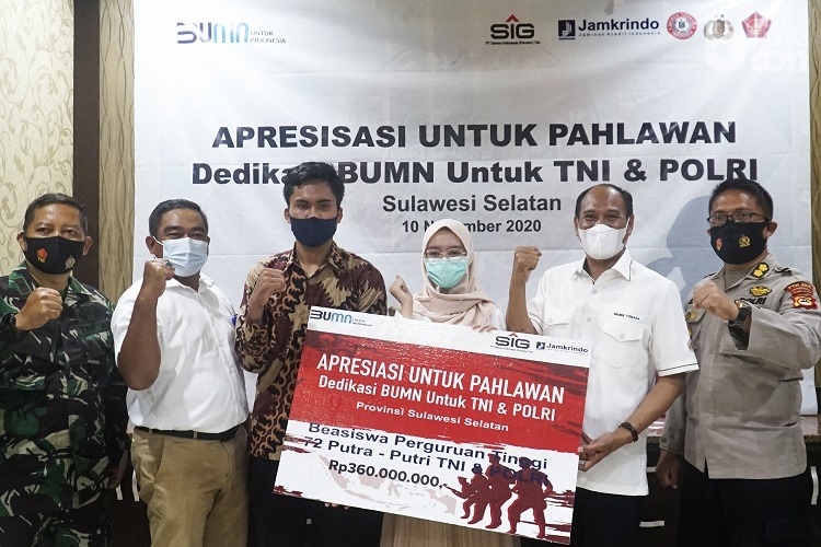 Hari Pahlawan, SIG Berikan Beasiswa Kepada 72 Mahasiswa Asal Sulsel