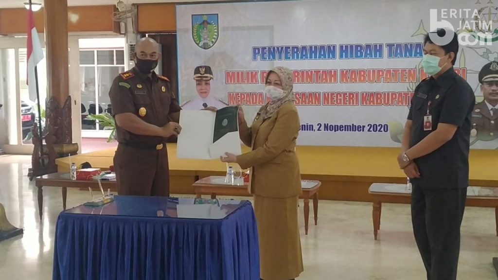 Dukung Kinerja Kejaksaan Negeri, Pemkab Kediri Hibahkan Tanah