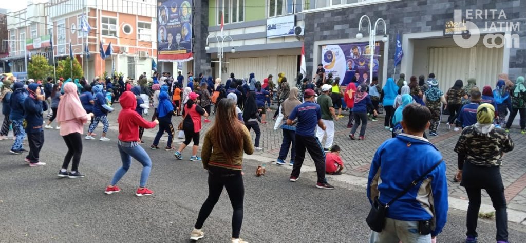 Kresna Dewanata Ajak Warga Lawan Covid-19 Dengan Goyang Zumba