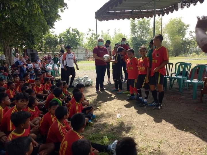 Cawabup Alif akan Tambah Anggaran Pembinaan Sepak Bola di Gresik
