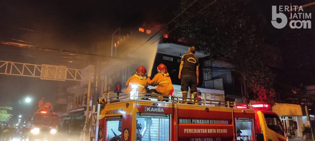 Toko Parfum Sari Wangi Kediri Terbakar