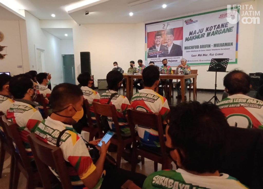 ‘Semut Biru’ Siap Gerilya Menangkan Machfud Arifin-Mujiaman