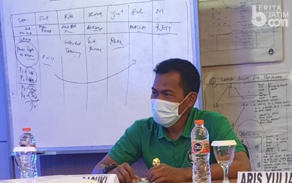 Rahmad Basuki Komitmen Bagikan Pengalaman untuk Sepak Bola Madura