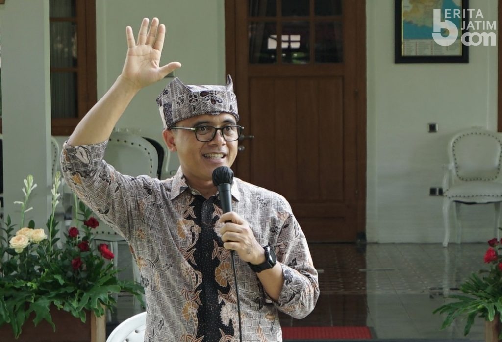 Bupati Anas Pamit