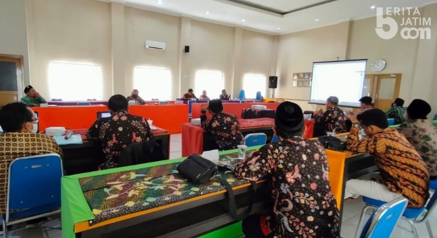 DRD Pamekasan Rekomendasikan 10 Artikel untuk Forum Riset