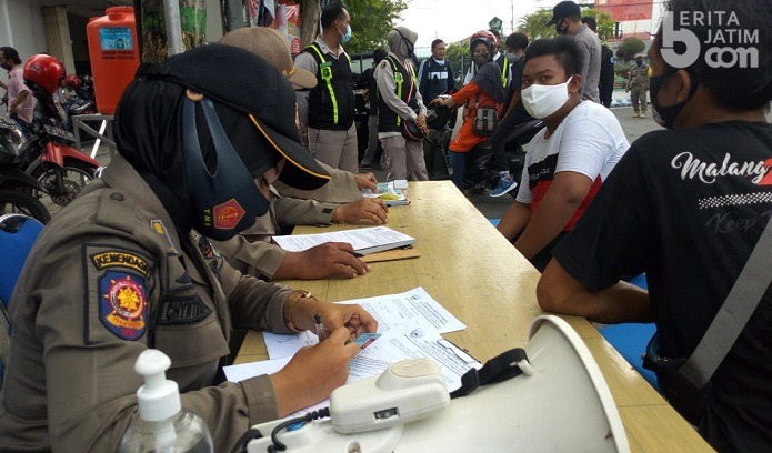 Kesadaran Pakai Masker Warga Jombang Meningkat