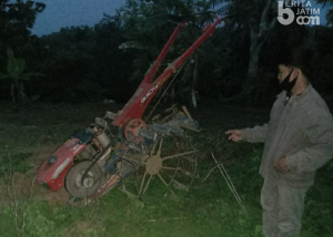 Bajak Tegalan Pakai Traktor, Warga Sumenep dicelurit Orang Gangguan Jiwa