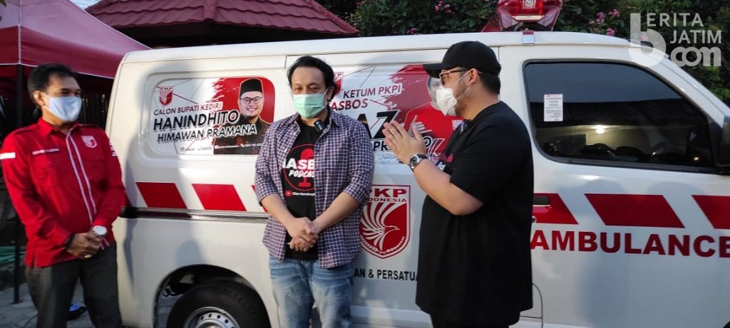 Dukung Pencalonan Dhito Pramono, PKPI Sumbang Ambulans