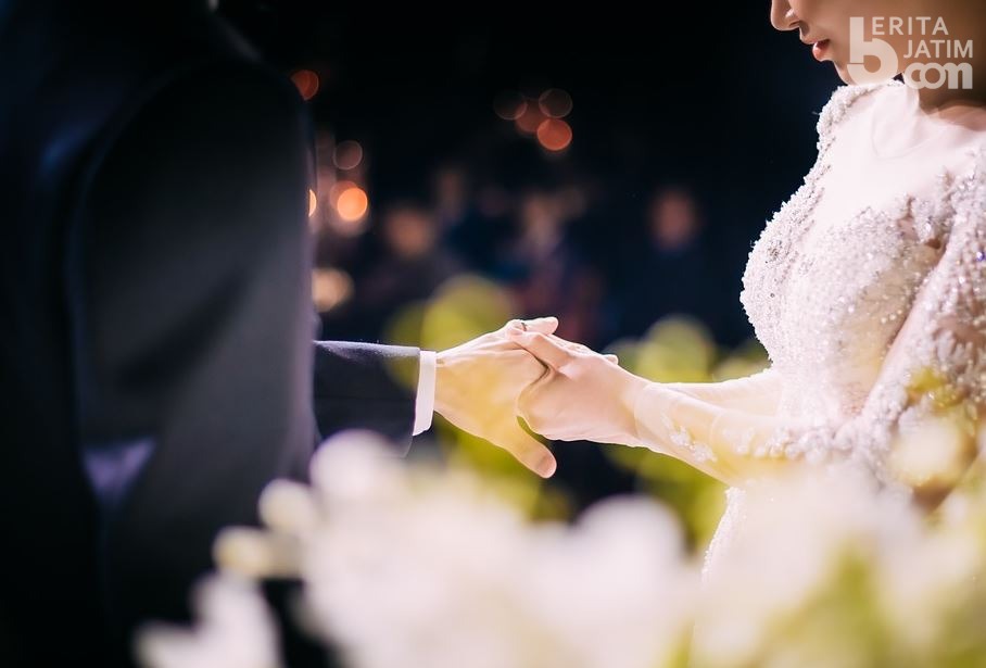 Mempelai Wanita Positif Covid-19, Prosesi Akad Nikah di Ponorogo Ini Tetap Digelar