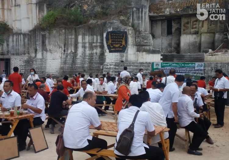 Terpuruk Akibat Covid-19, Kades se Gianyar Bali Belajar ke Sekapuk Gresik