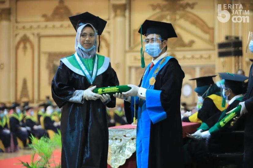 Unusida Sidoarjo Gelar Wisuda Sarjana