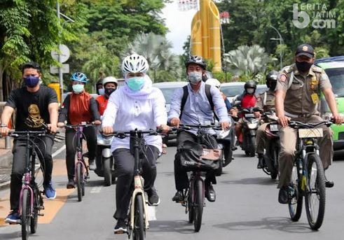 Gubernur Sapa Warga, Pastikan Terima Undangan Pilkada dan Tegaskan Pentingnya Patuhi Prokes
