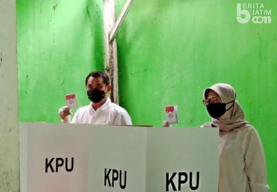 Nyoblos di TPS 15, Yusuf Widyatmoko Yakin Menang