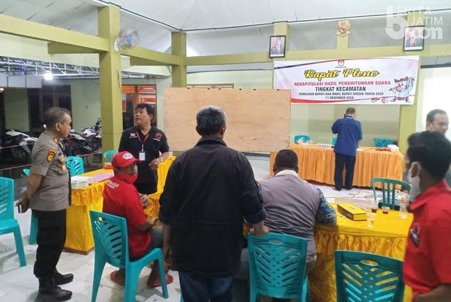 Rekapitulasi Sempat Error, Kapolres Gresik Pantau Langsung di PPK