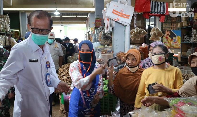 Jelang Natal dan Tahun Baru, Bupati Magetan Sidak Pasar Sayur