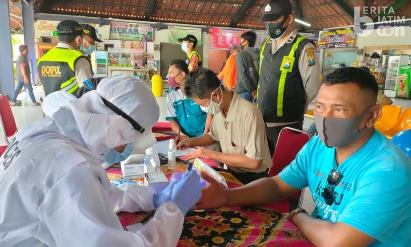 Satlantas Polres Bojonegoro Pastikan Sopir Bus Negatif Covid-19