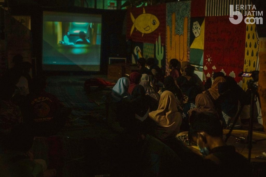 Jatim Art Forum di Gresik, 3 Film Bikin Penonton Bertahan Meski Hujan