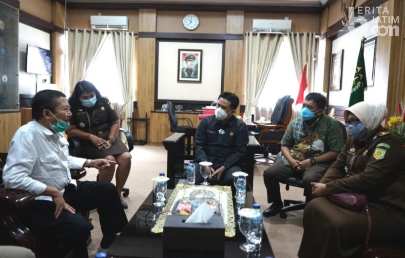 Bambang DH Kunjungi Kejari Sidoarjo, Ini yang Dibahas