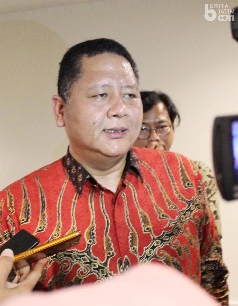 Whisnu Sakti Buana Resmi Ditunjuk Jadi Plt Walikota Surabaya